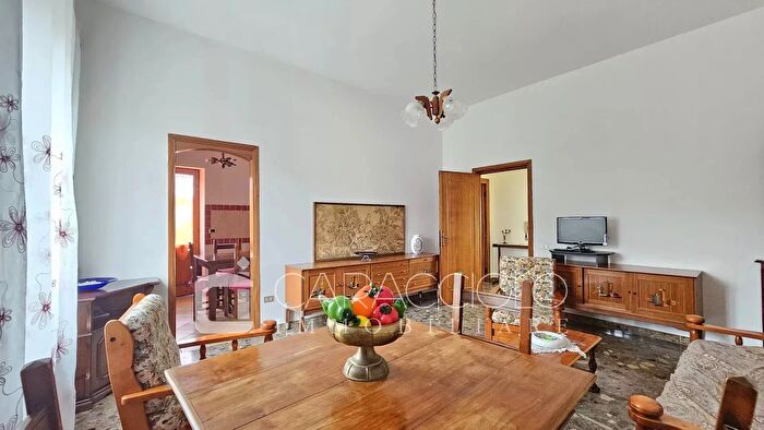 Appartamento quadrilocale in vendita in Padru