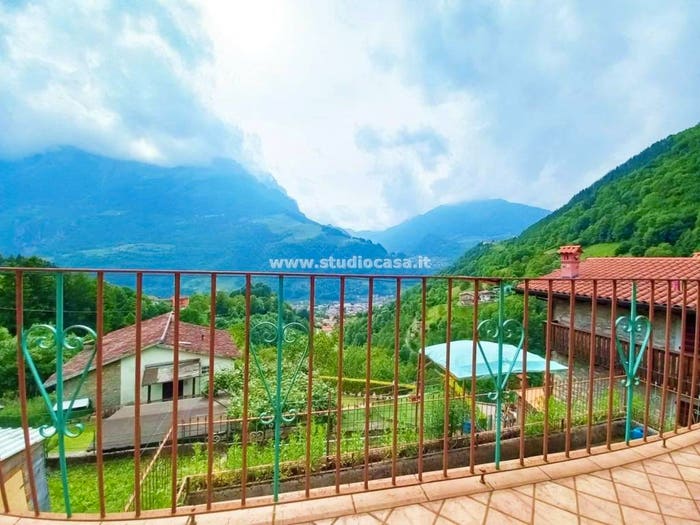 Appartamento quadrilocale in vendita in Ardesio
