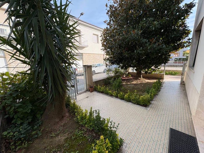 Casa con 6 locali in vendita in Via Francesco Zeffi, San Rocco Lungarno, Empoli