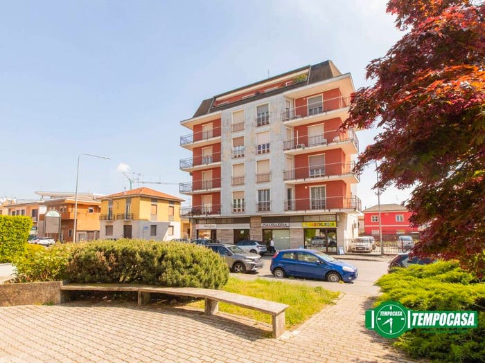Appartamento quadrilocale in vendita in Viale delle Rimembranze, San Michele, Busto Arsizio