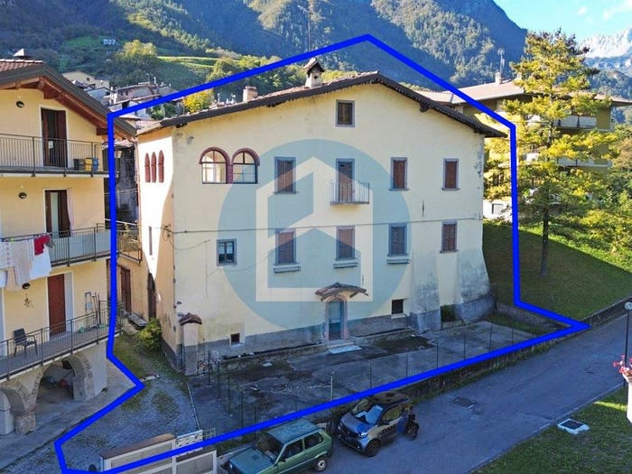 Casa con 6 locali in vendita in V Pilla, Centro, Angolo Terme