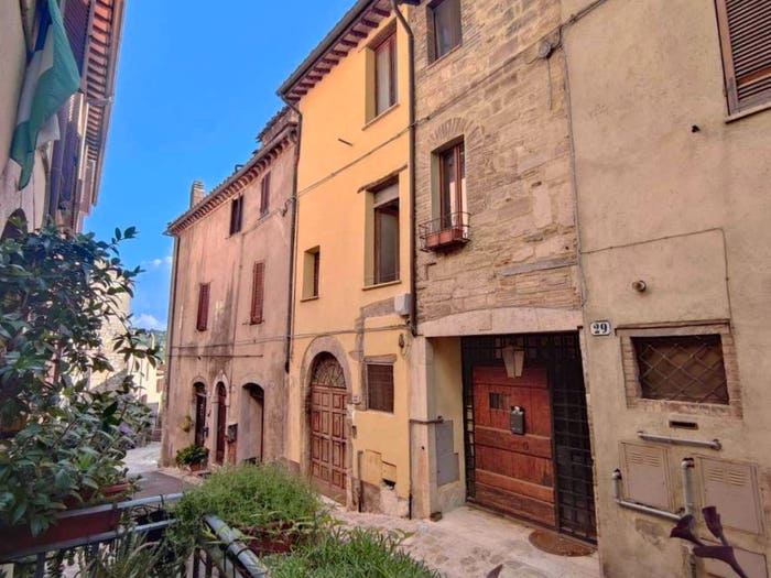 Appartamento quadrilocale in vendita in rimembranze, Centro, Amelia