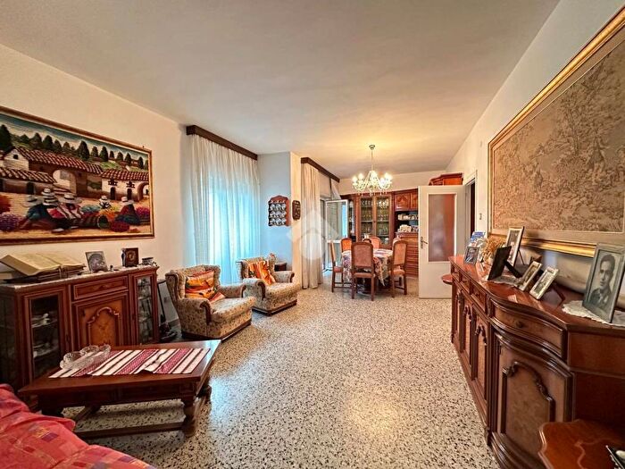 Appartamento quadrilocale in vendita in Via San Carlo Borromeo, Piazza Giovanni XXIII, Cagliari