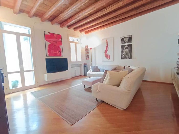 Appartamento trilocale in vendita in Santo, Padova