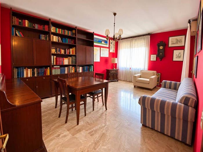 Appartamento quadrilocale in vendita in Strada Siora Andriana del Vescovo, Stadio Omobono Tenni, Treviso