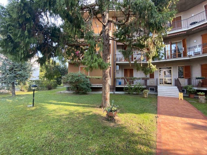 Appartamento quadrilocale in vendita in Via Sebino, Centro, Peschiera del Garda
