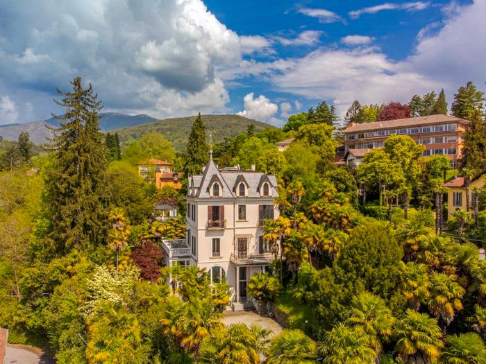 Casa con 6 locali in vendita in Centro, Luino