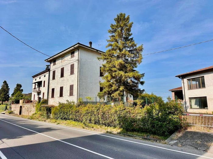 Casa con 6 locali in vendita in Strada Provinciale VillalverniaPaderna, Carezzano
