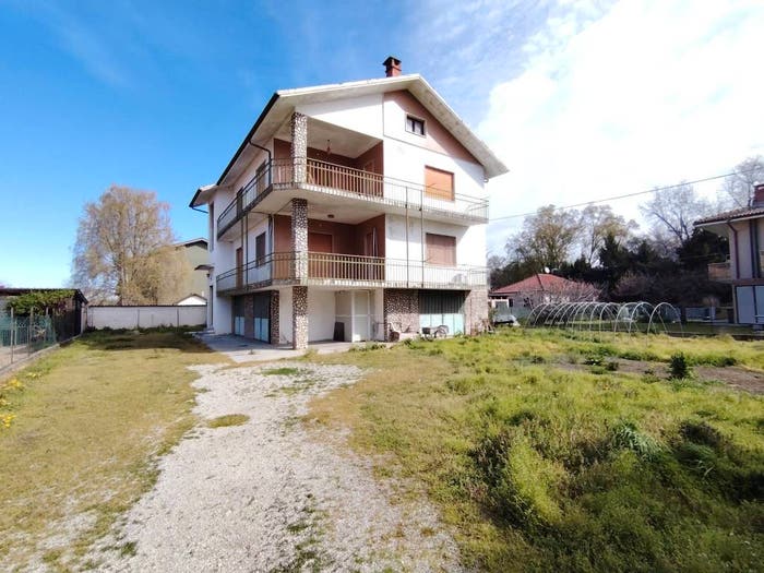 Casa con 6 locali in vendita in Via Giuseppe Garibaldi, Centro, Cavallermaggiore