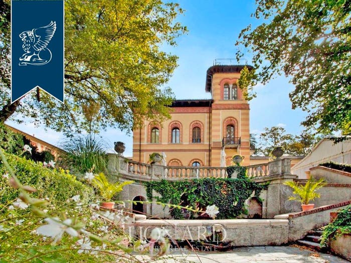 Casa con 6 locali in vendita in Melazzo