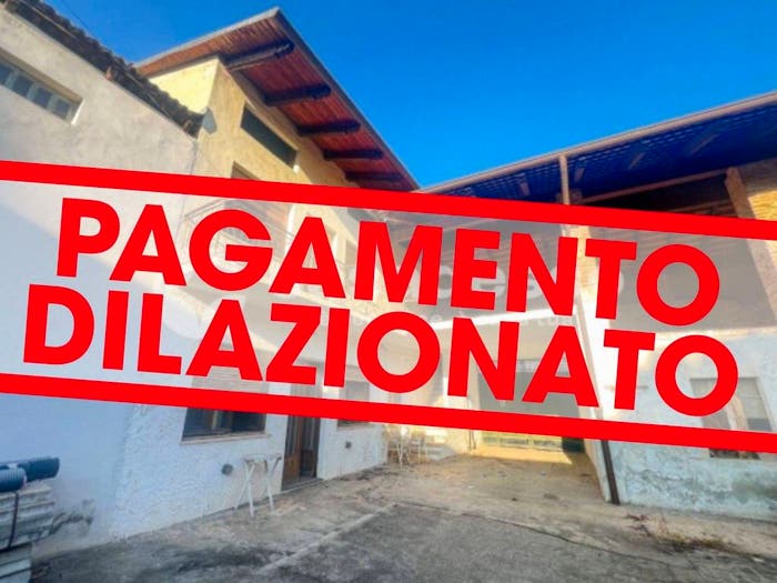Casa con 5 locali in vendita in Via Carlo Emanuele Dotta, Borgo d'Ale