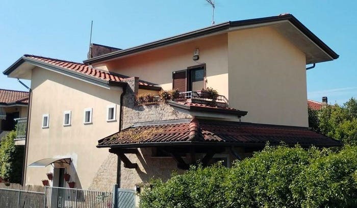 Casa con 6 locali in vendita in Piazza Castagnola, Castagnola, Massa