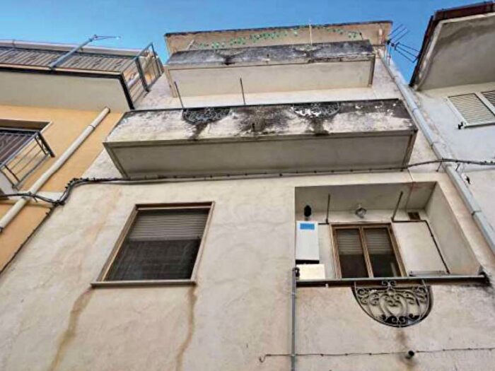 Appartamento bilocale in vendita in Via Giuseppe Mazzini, Benestare