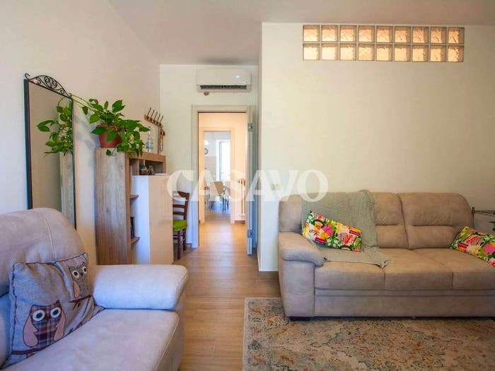 Appartamento quadrilocale in vendita in Via Viterbo, Bisceglie, Milano