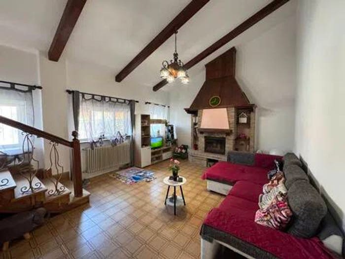 Casa con 6 locali in vendita in Via Don Minzoni, Stanghella