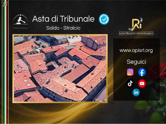 Appartamento con 6 locali in vendita in Via Vittorio Emanuele II, Cernobbio