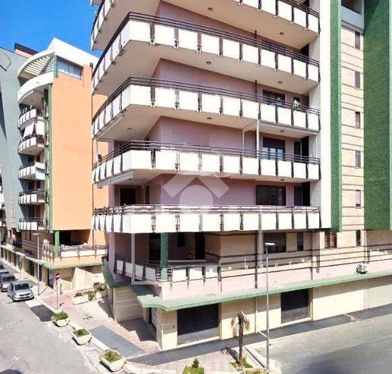 Appartamento quadrilocale in vendita in Via Imbriani, Bisceglie