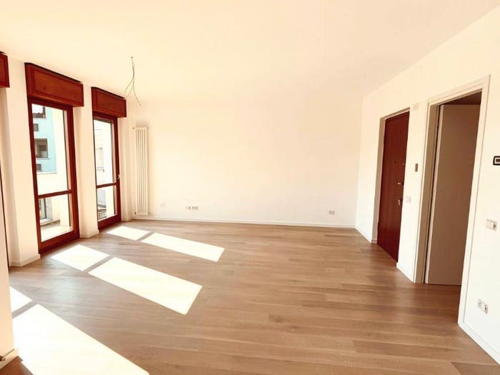 Appartamento trilocale in vendita in Via Novembre, Ravello Villastanza Villapia, Parabiago