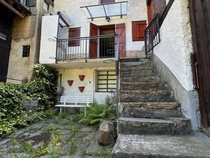 Casa con 5 locali in vendita in Frazione Reale, Piode