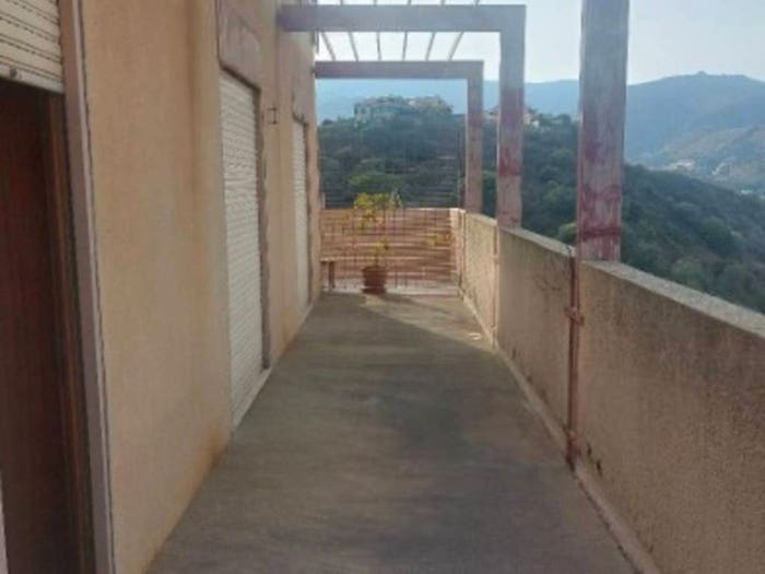 Appartamento con 5 locali in vendita in Via Carrubbara Messina ME Italia, Villaggio Santo, Messina