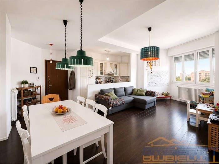 Appartamento trilocale in vendita in via Fogazzaro, Centro, Casatenovo