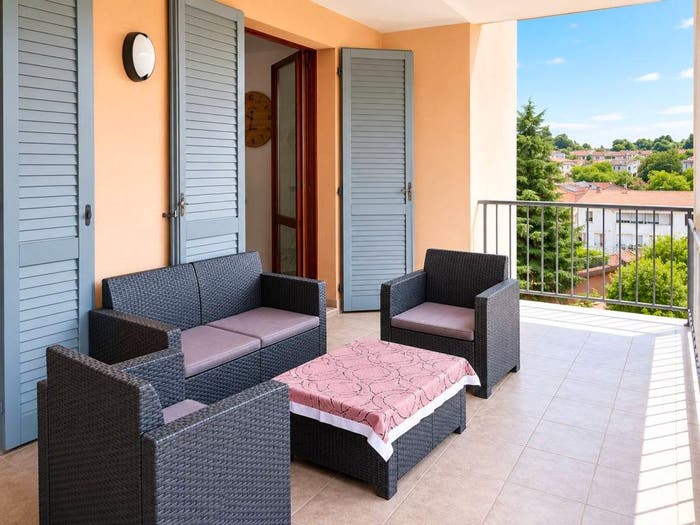 Appartamento con 5 locali in vendita in Via Gilberto D Govi, Centro, Cavriago
