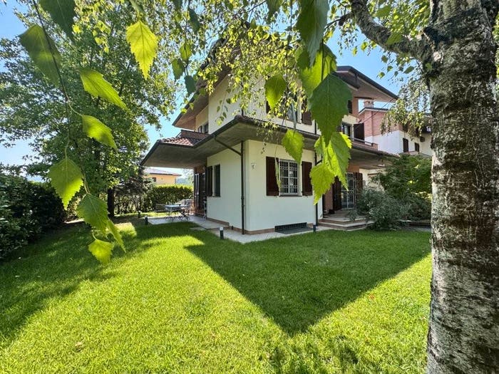 Casa con 6 locali in vendita in Via dei Pioppi, Godiasco Salice Terme