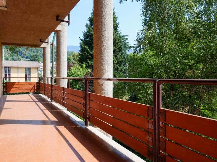 Appartamento trilocale in vendita in Via Parri, Centro, Torre Pellice