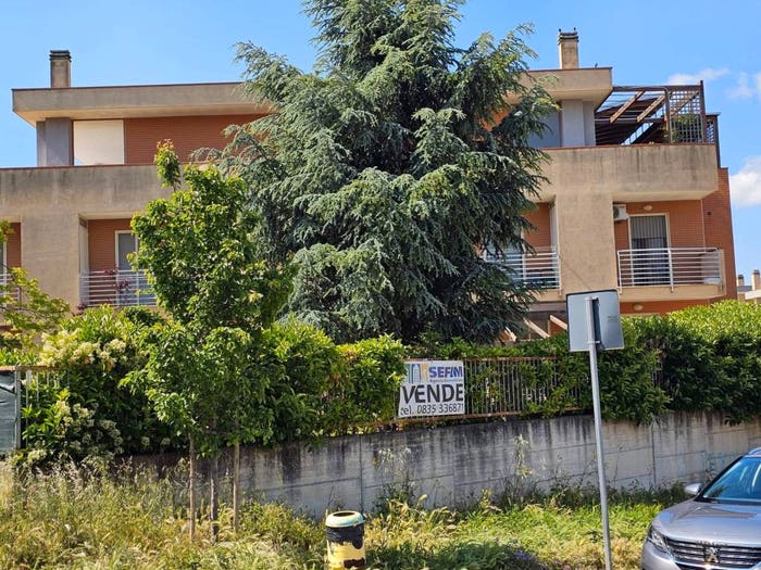 Appartamento quadrilocale in vendita in Via Arrigo Boito, Centro, Matera