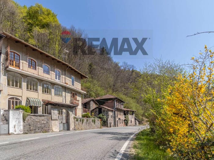 Casa con 6 locali in vendita in frazione Bogna, Campiglia Cervo