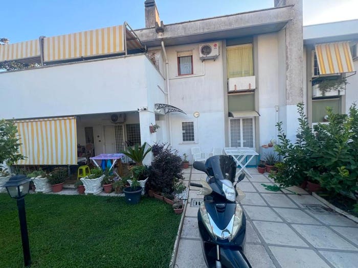 Casa bilocale in vendita in Via dei Tigli, Villa Claudia, Anzio