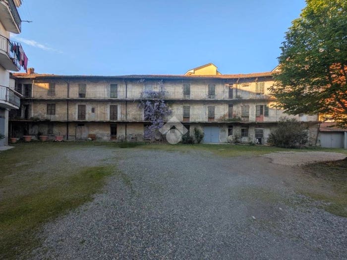 Casa con 6 locali in vendita in Via Amendola, Centro, Acqui Terme
