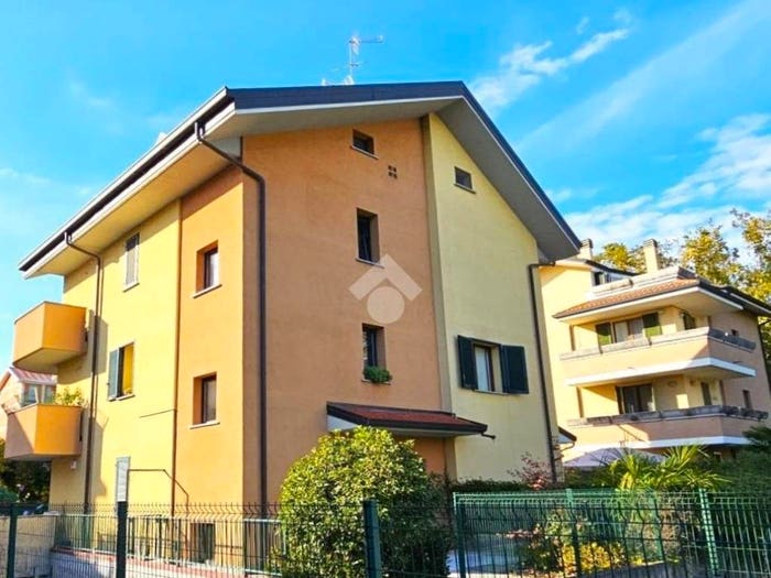 Appartamento bilocale in vendita in Via alcide de gasperi, Centro, Agrate Brianza