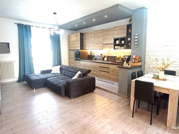 Appartamento trilocale in vendita in Piazza Giuseppe Garibaldi, Centro, Crescentino