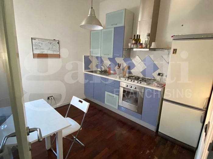Appartamento con 5 locali in vendita in Via Ugo Foscolo, Centro, Macerata