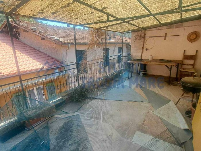 Casa con 5 locali in vendita in Via Armando Cane, Centro, Badalucco