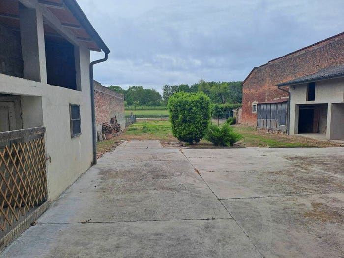 Casa con 6 locali in vendita in Via Camillo Benso di Cavour, Centro, Pomponesco
