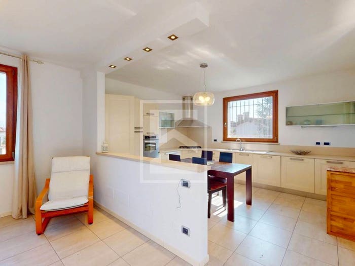 Casa quadrilocale in vendita in VIA MONTI, Centro, Calcinato