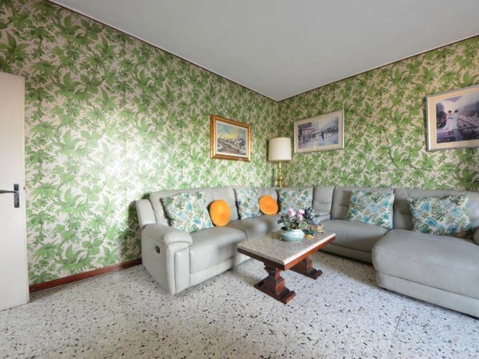 Appartamento trilocale in vendita in Via Montello, Centro, Cambiago