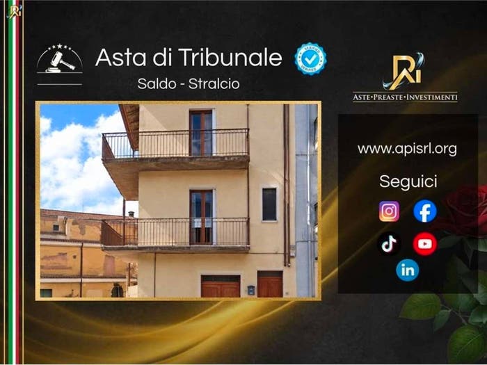 Appartamento quadrilocale in vendita in Strada Fontana Vecchia, Centro, Santa Croce di Magliano