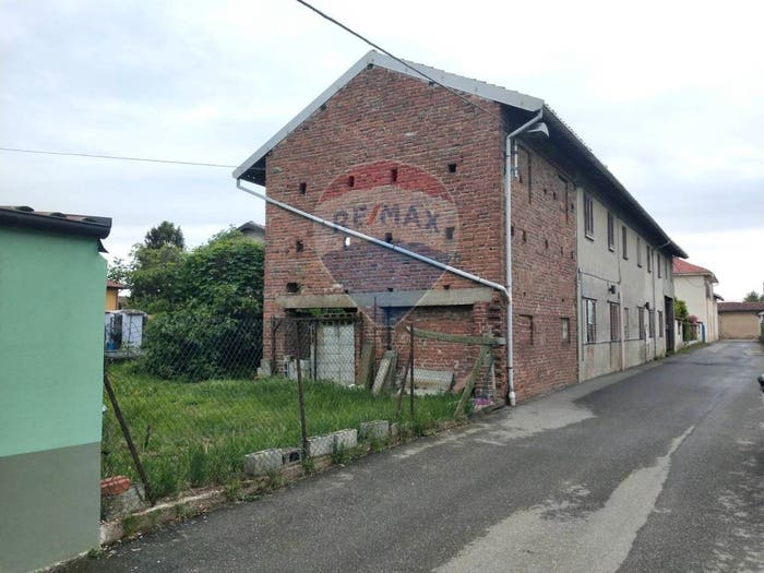 Casa con 6 locali in vendita in Via Graziosi, Centro, Tornaco