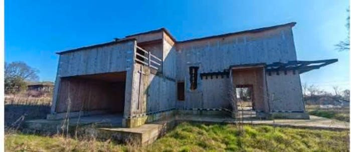 Casa con 6 locali in vendita in Via Don Silvio Coira snc, Centro, Basiglio