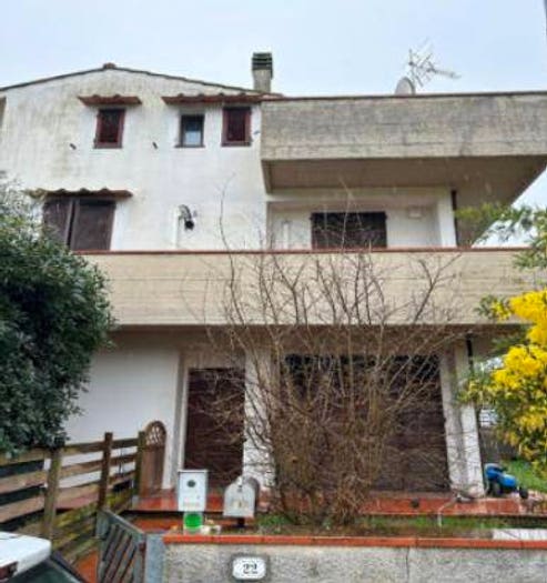 Casa con 6 locali in vendita in Via di Tarantano, Santa Colomba, Bientina