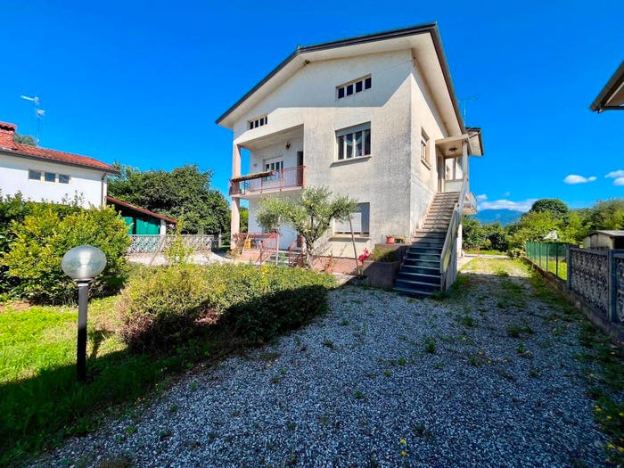 Casa quadrilocale in vendita in Via San Tommaso, Reana Del Roiale, Reana del Rojale