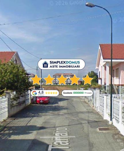 Casa con 6 locali in vendita in Via Tanaro, Piossasco