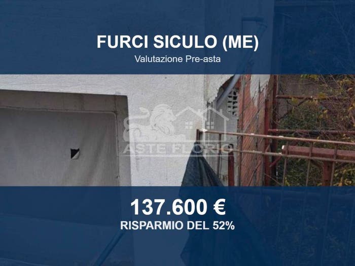 Casa con 5 locali in vendita in Via Grotte, Furci Siculo