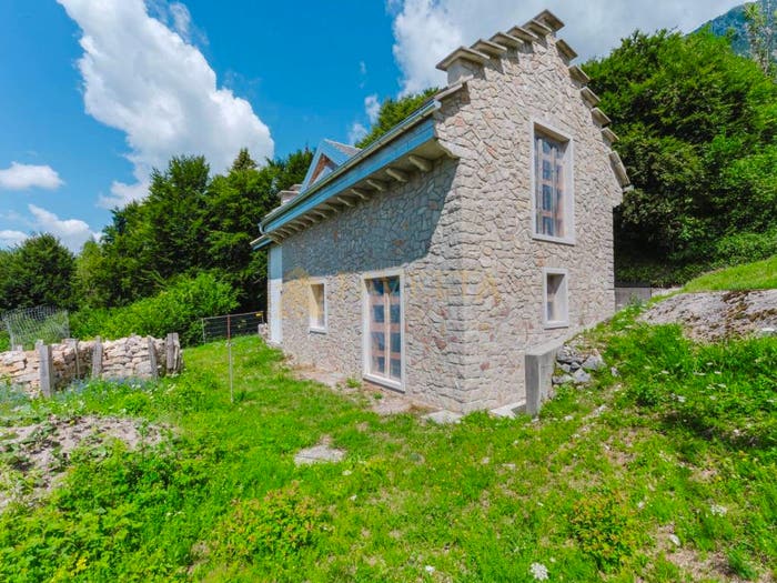 Casa quadrilocale in vendita in Salita Venal, Funes, Chies d'Alpago