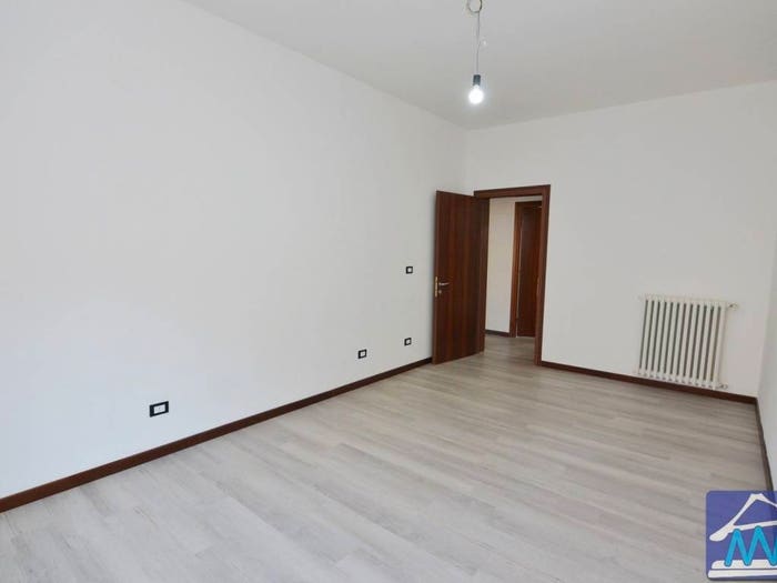 Appartamento con 5 locali in vendita in Via Piave, Centro, Fabbrico