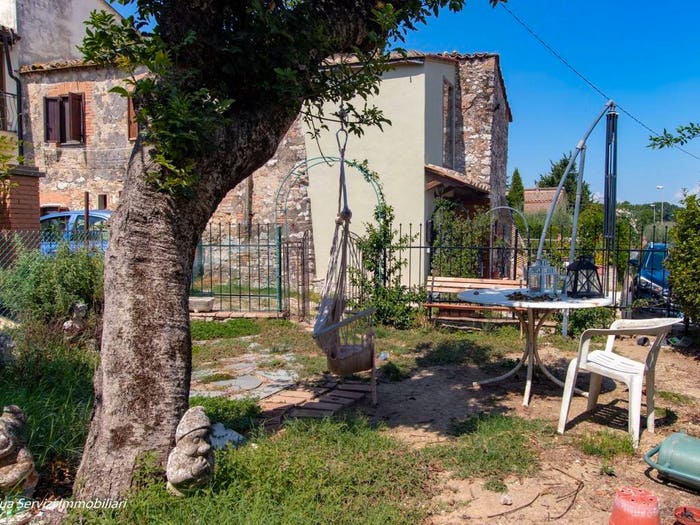 Casa quadrilocale in vendita in Via Rimembranze, Centro, Amelia