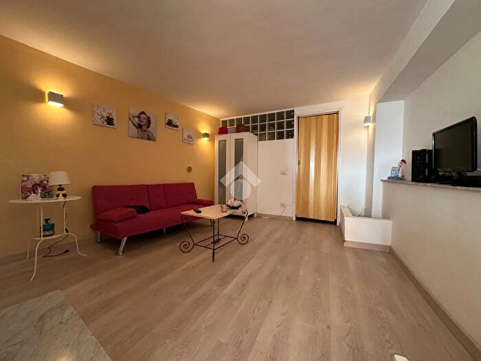 Appartamento monolocale in vendita in Via Schiavone Mati, Reggio Calabria